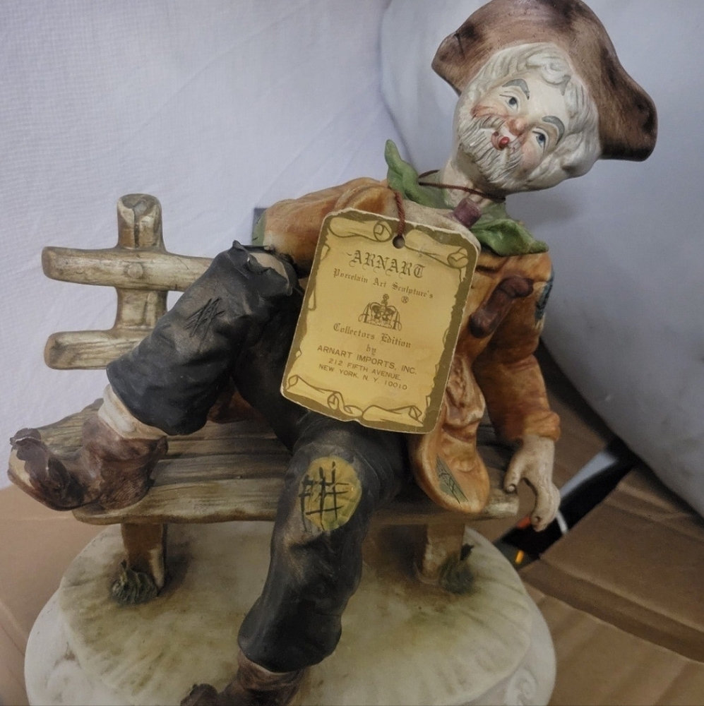 Large Vintage Capodimonte Bum Hobo